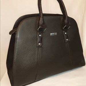 Women’s brown leather handbag